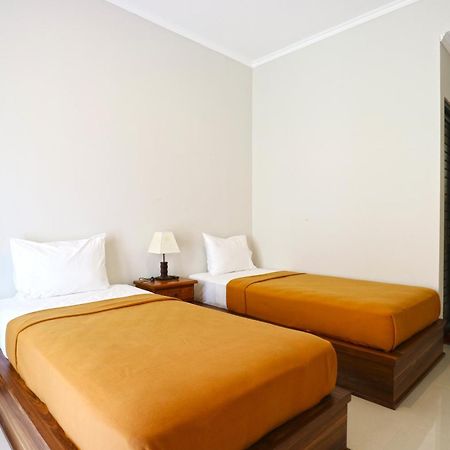 Taste Of Bali Hostel Kuta Lombok Exterior foto