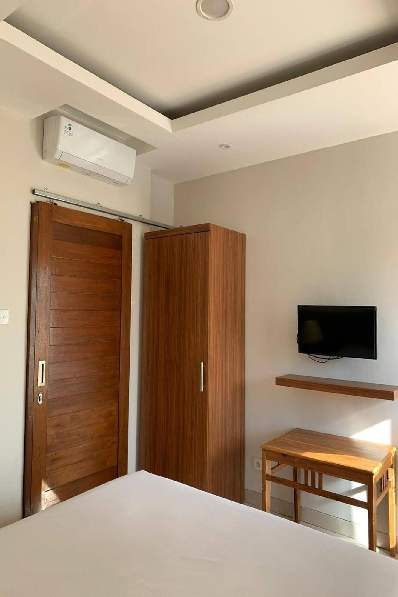 Taste Of Bali Hostel Kuta Lombok Exterior foto