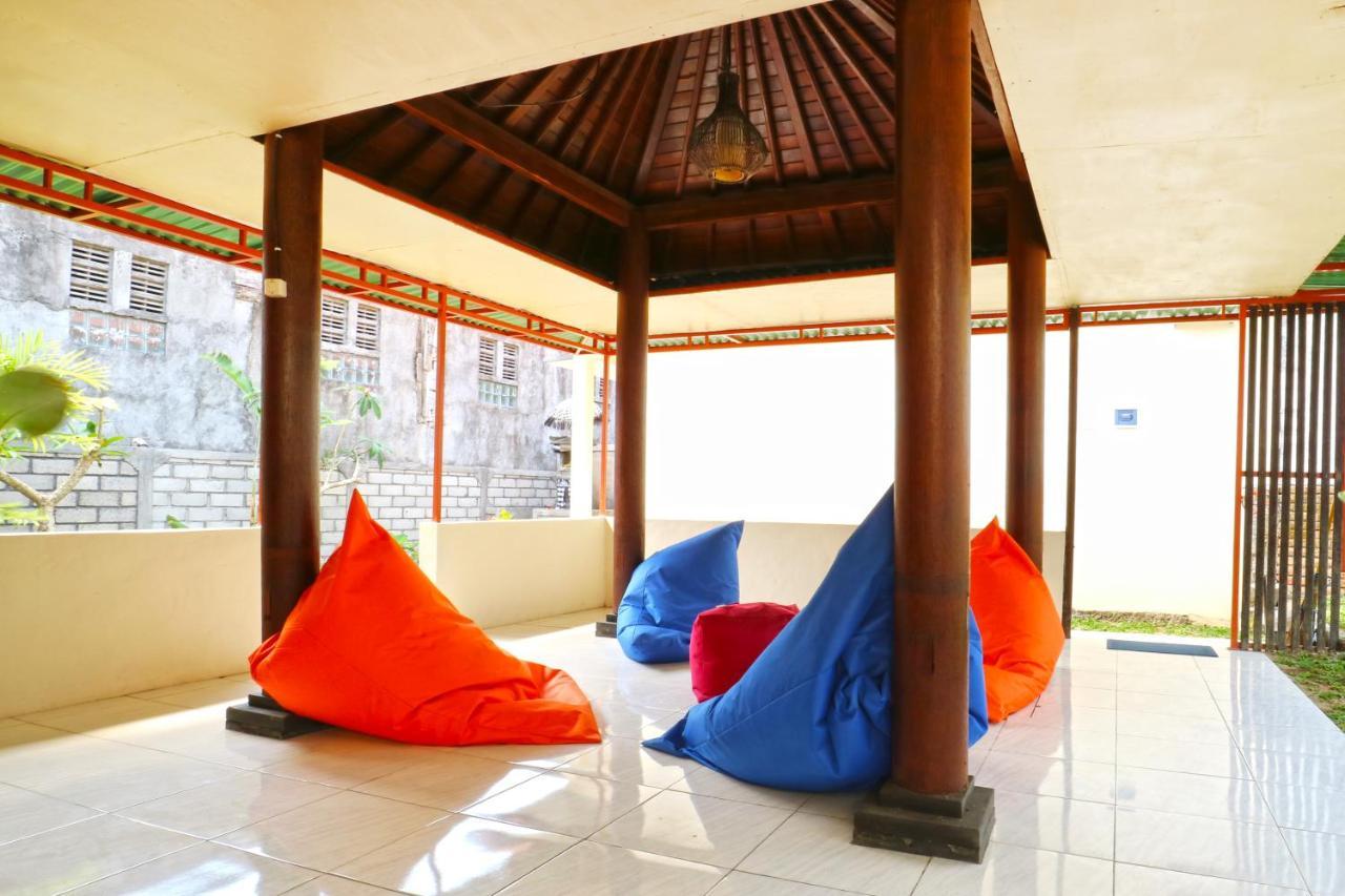 Taste Of Bali Hostel Kuta Lombok Exterior foto