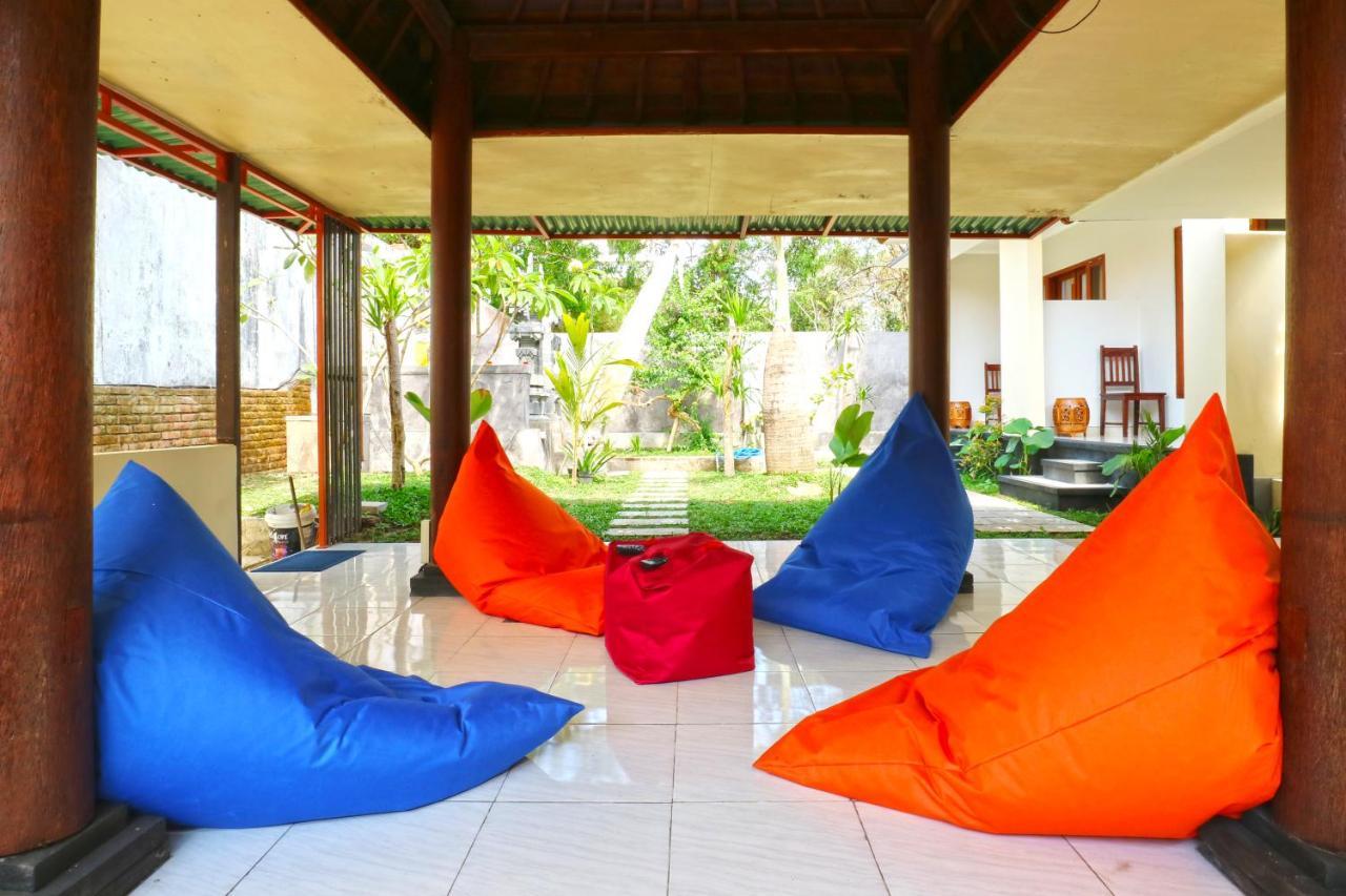 Taste Of Bali Hostel Kuta Lombok Exterior foto
